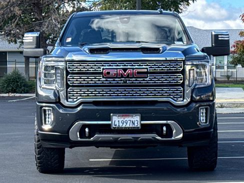 Used 2022 GMC Sierra 2500 Denali w/ Denali Ultimate Package image 10