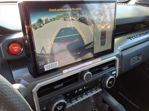 Certified 2025 Toyota Tacoma TRD Sport w/ TRD Sport Premium Package AWD/4WD image 37