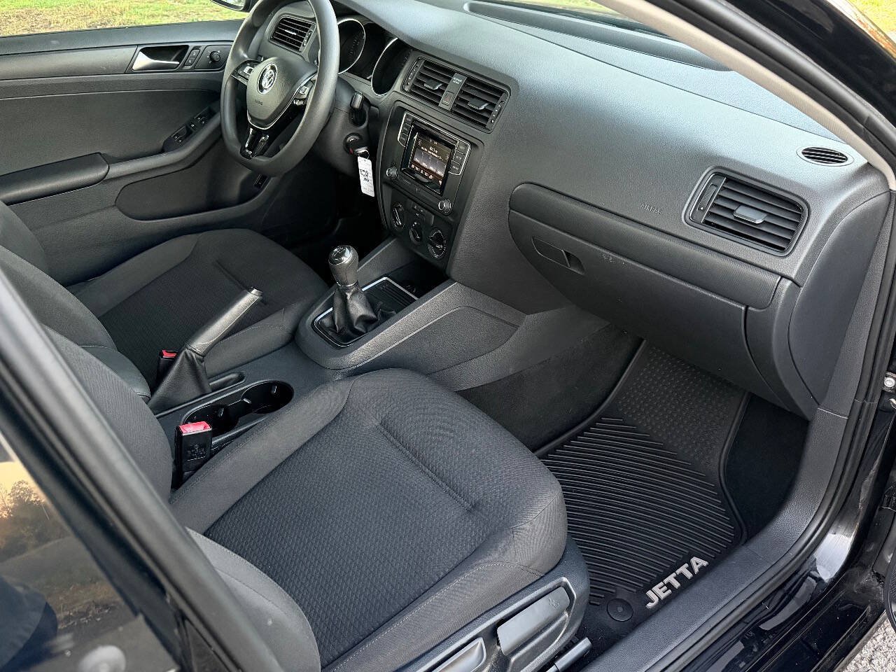 Used 2016 Volkswagen Jetta S FWD image 16