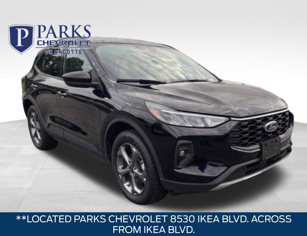 Used 2025 Ford Escape ST-Line Select AWD/4WD image 1