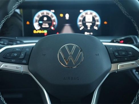 New 2025 Volkswagen Tiguan S image 9