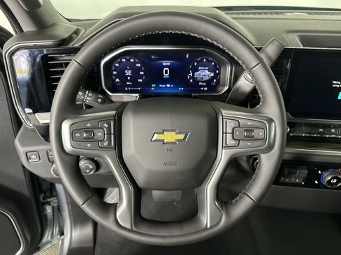 New 2026 Chevrolet Silverado 1500 LT AWD/4WD image 12