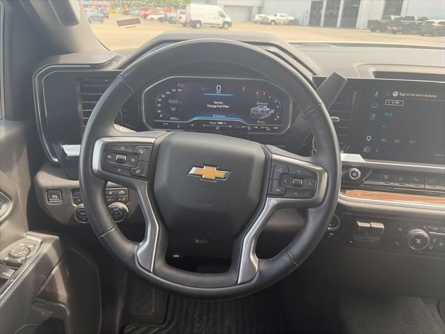 Used 2025 Chevrolet Silverado 2500 LT w/ Safety Package AWD/4WD image 15