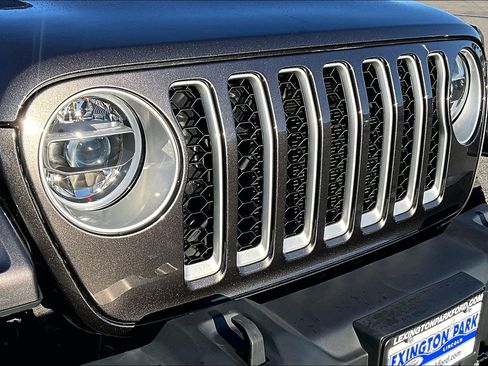 Used 2021 Jeep Wrangler Unlimited Sahara w/ Dual Top Group image 36