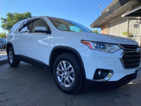 Used 2018 Chevrolet Traverse LT FWD image 25