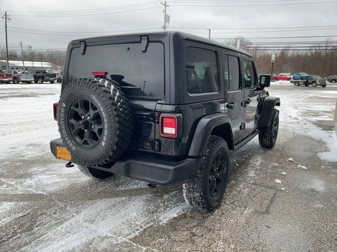 Used 2021 Jeep Wrangler Willys image 7