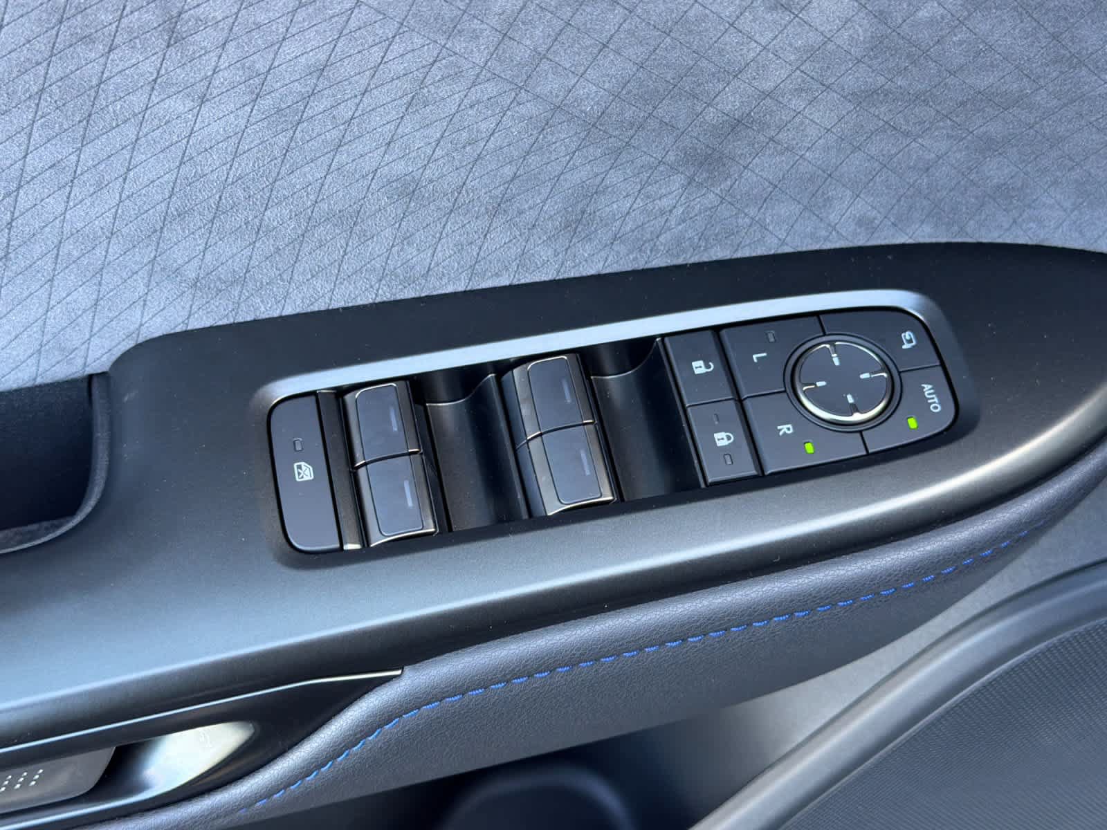 New 2026 Lexus RZ 450e AWD w/ Luxury Package image 13