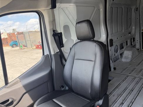 Used 2023 Ford Transit 250 148 High Roof AWD image 22