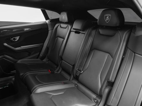 Used 2022 Lamborghini Urus image 65