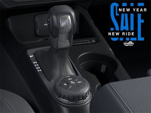 New 2025 Ford Bronco Outer Banks image 17