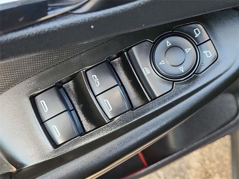 Used 2021 Chevrolet TrailBlazer RS w/ Convenience Package image 21