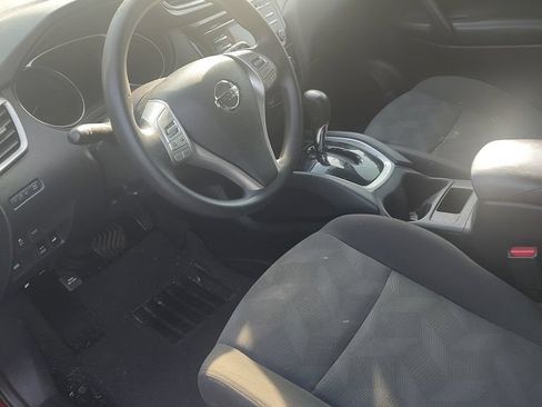 Used 2016 Nissan Rogue S AWD/4WD image 8