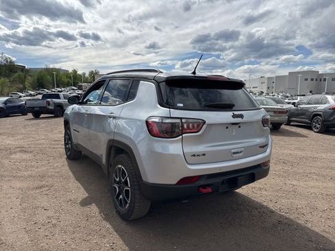 Used 2025 Jeep Compass Trailhawk w/ Trailer Tow Group image 3