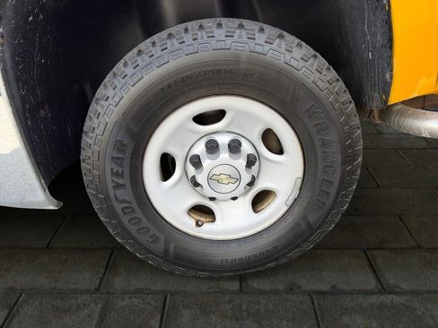 Used 2009 Chevrolet Silverado 2500 W/T image 13