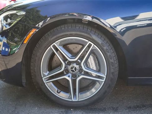 Used 2022 Mercedes-Benz E 350 Sedan image 9