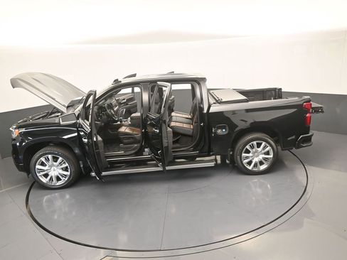 Used 2023 Chevrolet Silverado 1500 High Country w/ High Country Premium Package AWD/4WD image 89