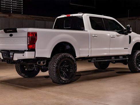 Used 2020 Ford F250 Lariat image 10