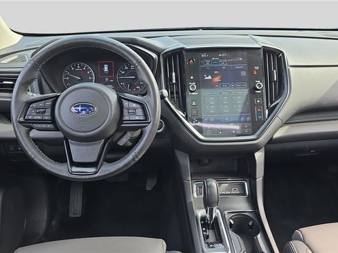 Used 2023 Subaru Ascent Onyx Edition AWD/4WD image 9