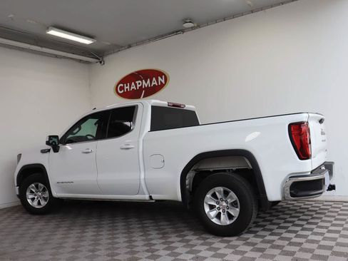 Used 2022 GMC Sierra 1500 SLE RWD image 3