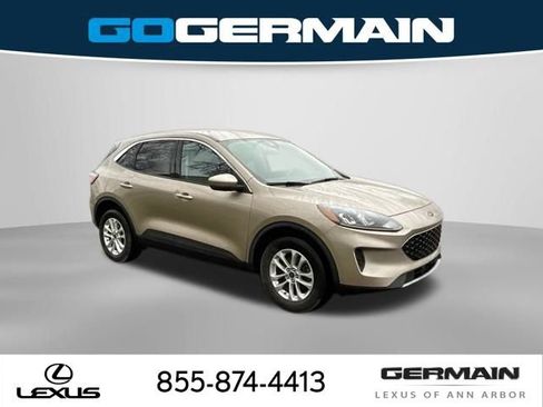 Used 2020 Ford Escape SE image 10
