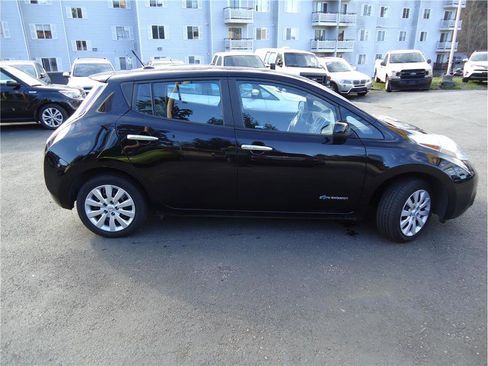 Used 2013 Nissan Leaf S image 4