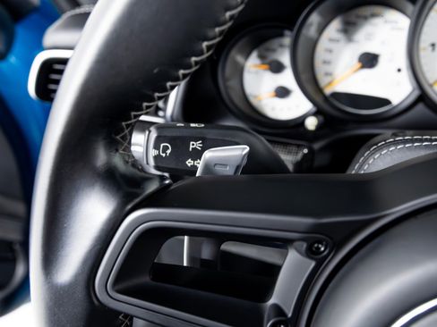 Used 2018 Porsche 911 GT2 RS image 19