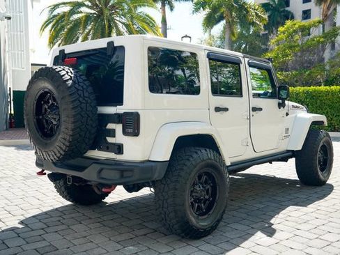 Used 2016 Jeep Wrangler Unlimited Rubicon AWD/4WD image 27