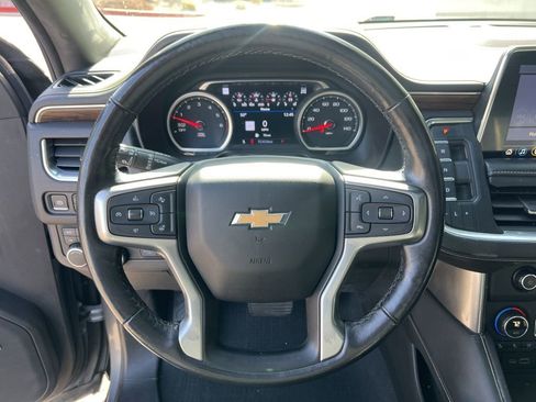 Used 2021 Chevrolet Tahoe Premier w/ Premium Package AWD/4WD image 12