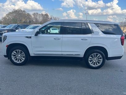 Used 2022 GMC Yukon SLT w/ SLT Premium Package