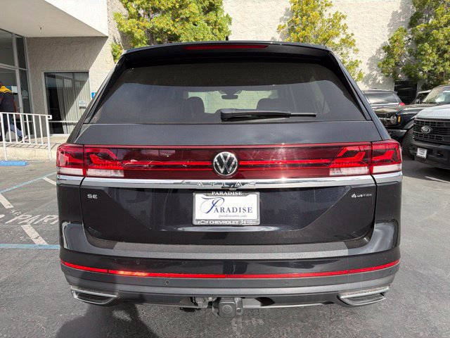 Used 2024 Volkswagen Atlas SE w/ Panoramic Sunroof Package AWD/4WD image 4