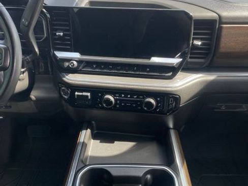 Used 2025 Chevrolet Silverado 3500 High Country w/ High Country Premium Package AWD/4WD image 11