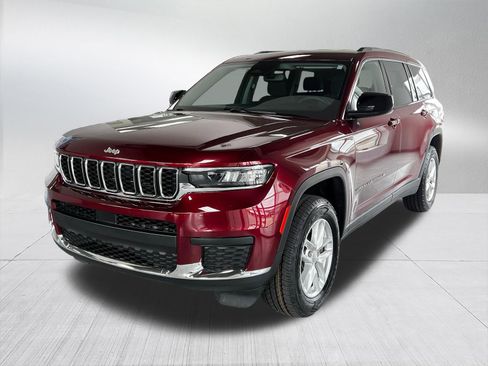 Used 2023 Jeep Grand Cherokee L Laredo AWD/4WD image 1