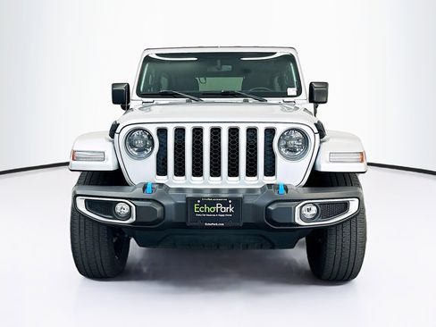 Used 2023 Jeep Wrangler Unlimited Sahara w/ Cold Weather Group AWD/4WD image 2