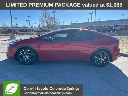 Used 2023 Toyota Prius Limited w/ Limited Premium Package image 5