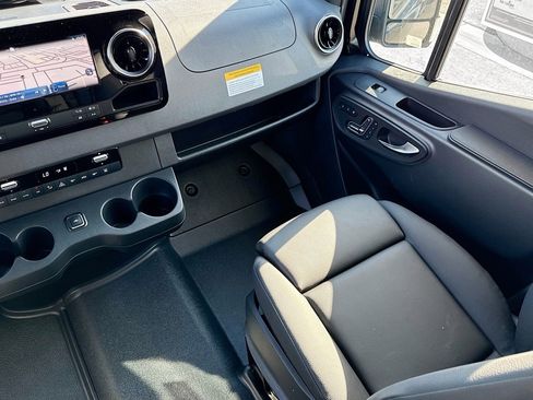 New 2026 Mercedes-Benz Sprinter 2500 image 20
