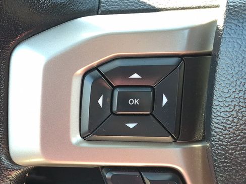 Used 2021 Ford F350 Lariat w/ Tremor Off-Road Package AWD/4WD image 17