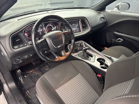 Used 2022 Dodge Challenger GT image 12