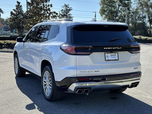 Used 2024 GMC Acadia Denali w/ Super Cruise Package image 11