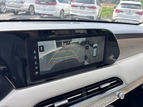 Used 2021 Hyundai Palisade Limited FWD image 20