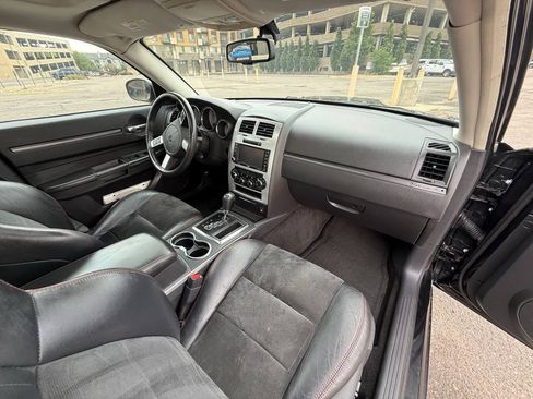 Used 2009 Dodge Charger SRT8 w/ SRT Option Group III RWD image 26