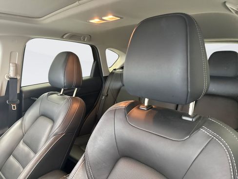 Used 2025 MAZDA CX-5 AWD 2.5 S w/ Preferred Package image 10