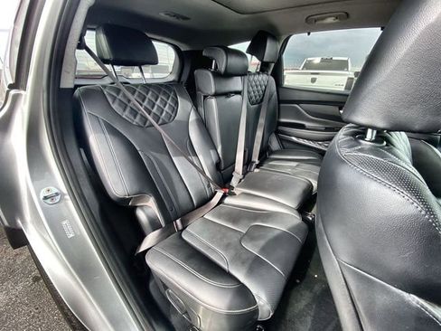 Used 2022 Hyundai Santa Fe Limited image 18