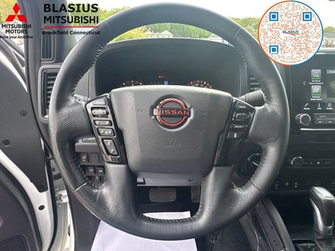 Used 2022 Nissan Frontier PRO-4X AWD/4WD image 28
