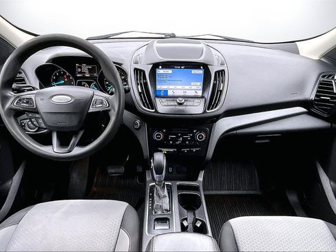 Used 2019 Ford Escape SE image 14