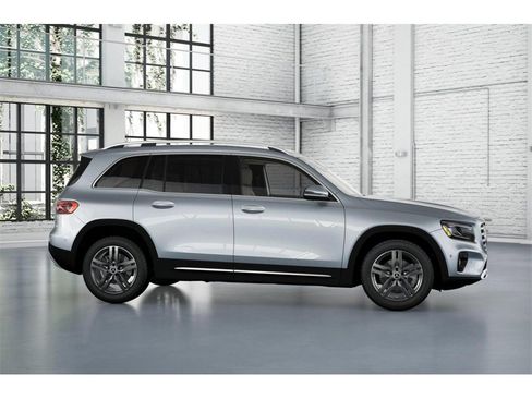New 2025 Mercedes-Benz GLB 250 4MATIC image 15