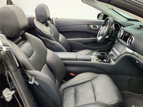 Used 2018 Mercedes-Benz SL 450 w/ Premium I Package image 21