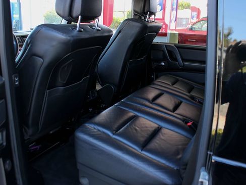 Used 2012 Mercedes-Benz G 550 image 17