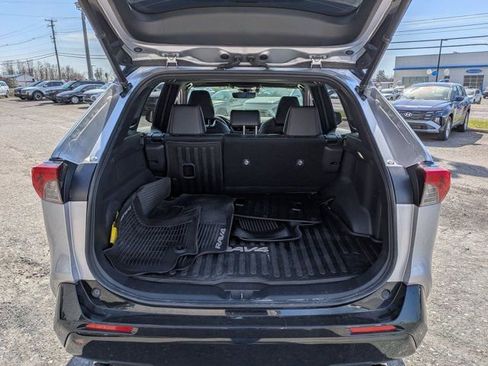 Used 2023 Toyota RAV4 XSE w/ Weather Package image 5