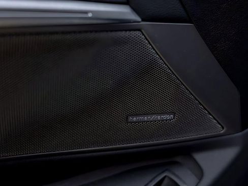 Used 2025 BMW 330i xDrive Sedan w/ M Sport Package image 24