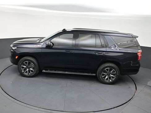 Used 2023 Chevrolet Tahoe Z71 w/ Luxury Package AWD/4WD image 14